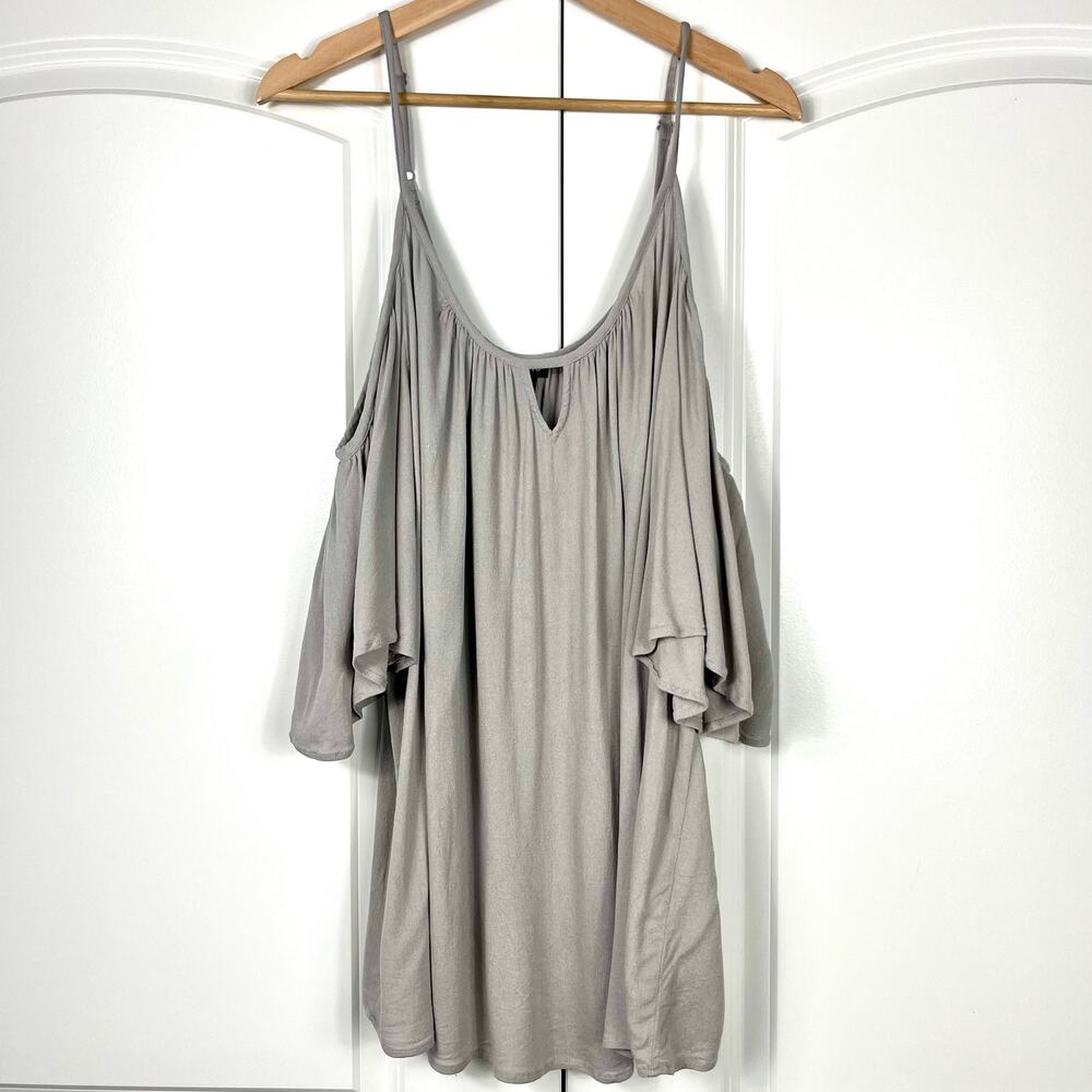 Torrid Cold Shoulder Top Women’s Plus Sz 4 Gray Whimsy Romantic Date Night Out